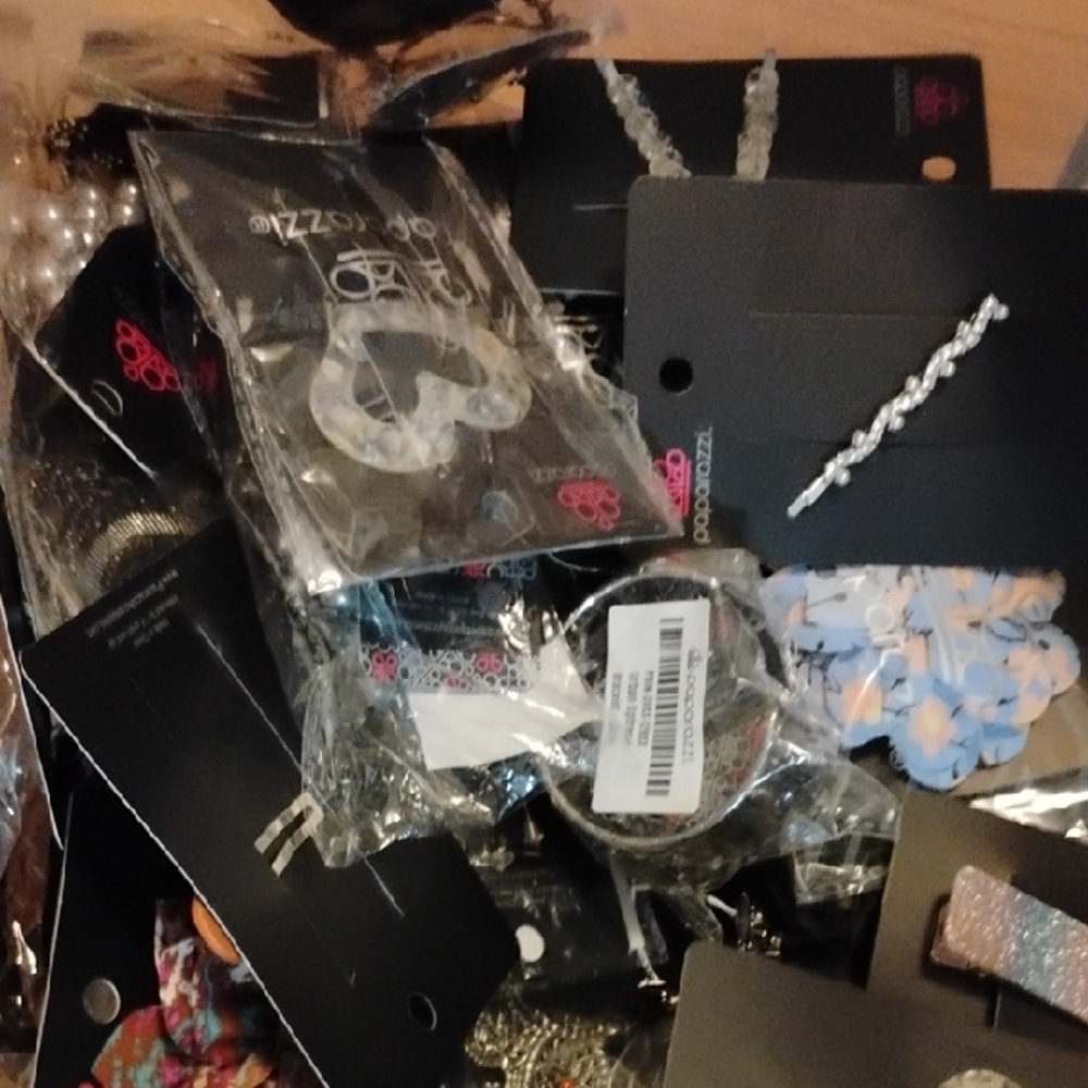Spyder Black Cell Phone Accessories Collection